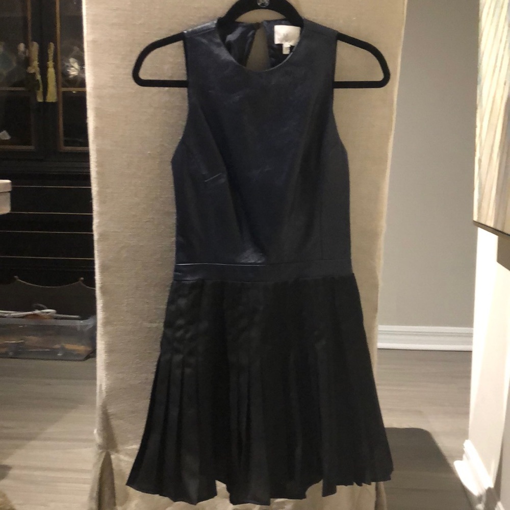 Wai Ming Mini dress